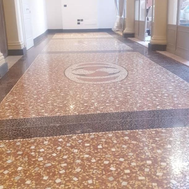 Esempio dalla galleria fotografica di ONNEMBO IVAN