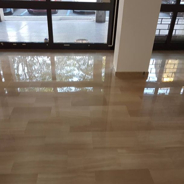 Esempio dalla galleria fotografica di ONNEMBO IVAN